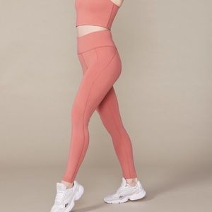 EUC Girlfriend Collective Leggings Clay